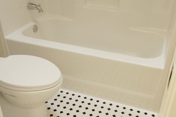 Fiberglass Tub Replacement in Bloomington
